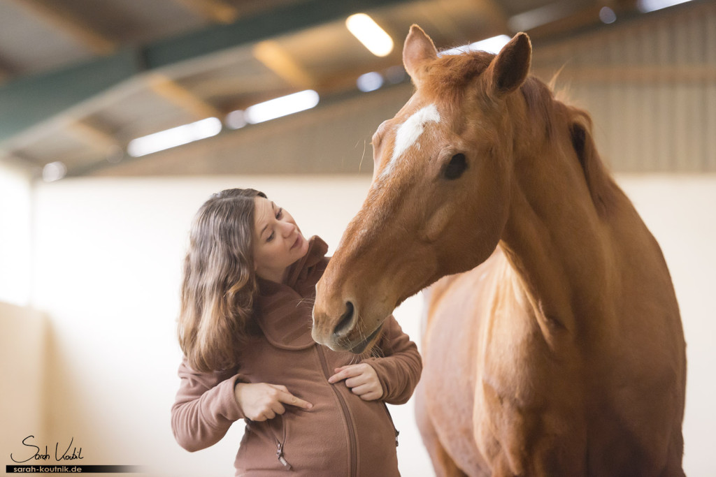 einäugiges Pferd Goldstern mit Besitzerin | Pferdefotografie München